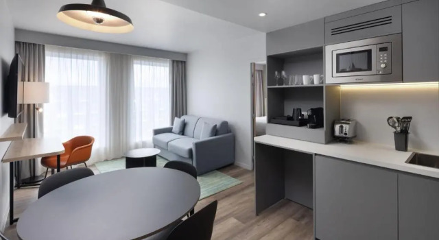 Двухместный люкс c 1 комнатой Residence Inn by Marriott Paris Charles de Gaulle Central Airport