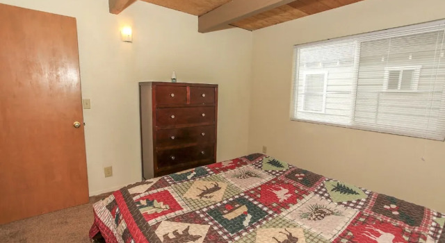 Bearly Rustic - 2BR 1BA, WiFi, Nice Back Yard for Snow Play
