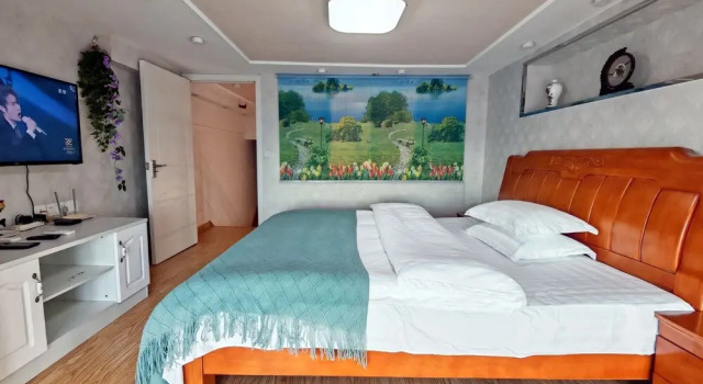 Апартаменты Railway Station Splendid Elegant Apartment