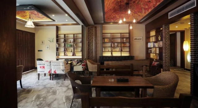 Xiangxi Love Story Humanities Theme Hotel