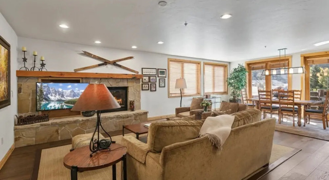 Номер Standard Trail's End Lodge at Deer Valley Resort - Two Bedroom Residence with Spa #201 2 Condo