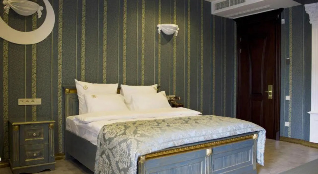 Люкс Neapol Boutique Hotel