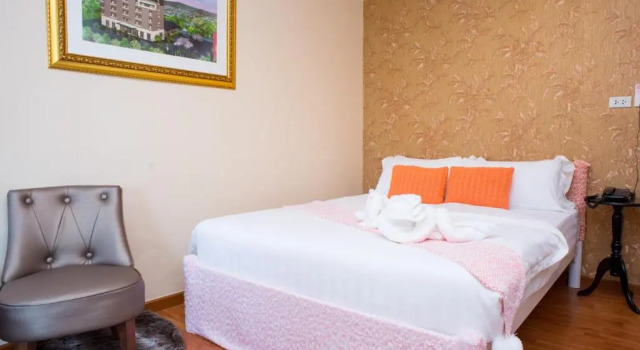Номер Deluxe Westgate Residence Hotel