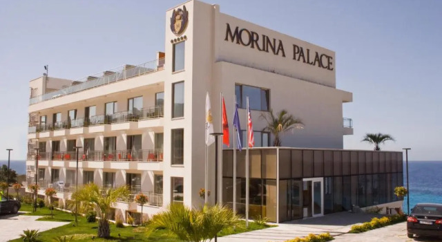 Hotel Morina Palace, Book Hotel Hoteller i Himarë med pool, Swimmingpool