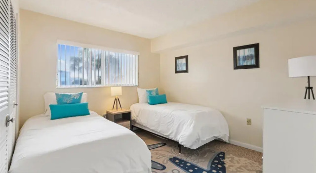 Апартаменты Beachside 2br/2ba Condo w/ Pool, Balcony & Boat Parking in St. Augustine