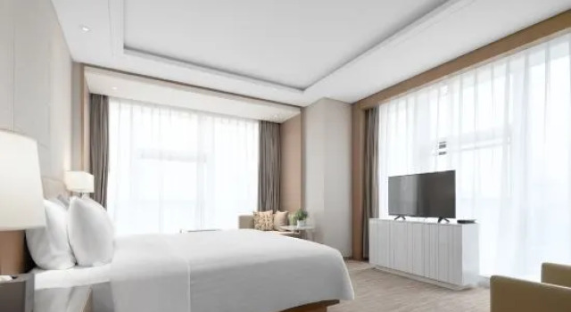 Люкс Deluxe Jinan Inzone Royal Plaza Hotels