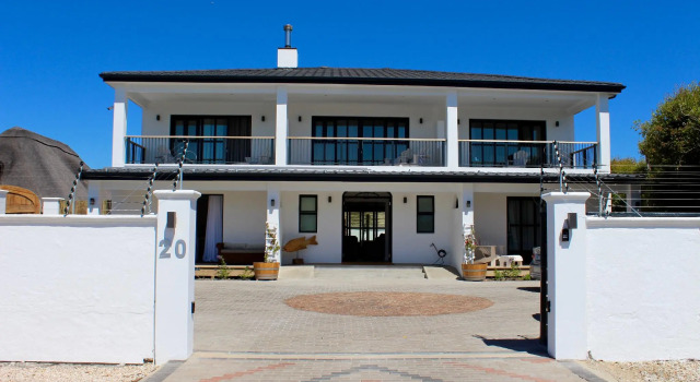 Whale Rock Luxury Lodge, Забронировать Гостевой дом Отели Херманус с завтраком, рядом с Mediclinic Hermanus, Завтраки