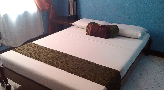 K Lodge - Dumaguete, Забронировать Отель Думагете Negros Oriental, рядом с Парк Кезон