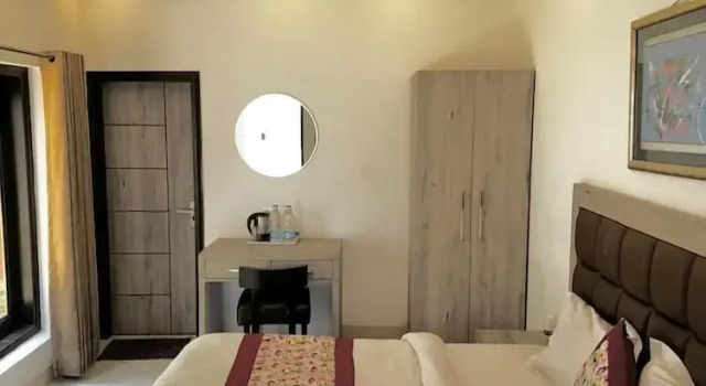 Коттедж R Cottage Studio Apartments