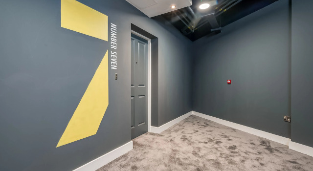 Castle Buildings Serviced Apartments, Забронировать Апартаменты/квартира Белфаст Графство Антрим, рядом с Peace Line
