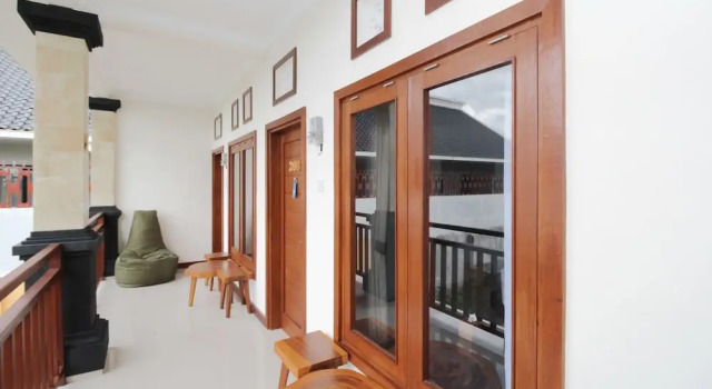 Airy Seminyak Belong 46 Kuta Bali