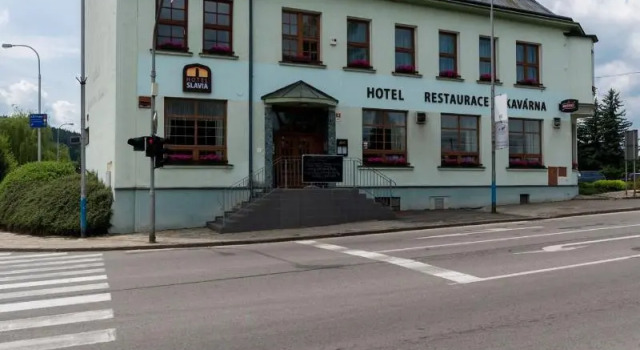 Hotel Slavia, Забронировать Отель Отели Haná с завтраком, Завтраки