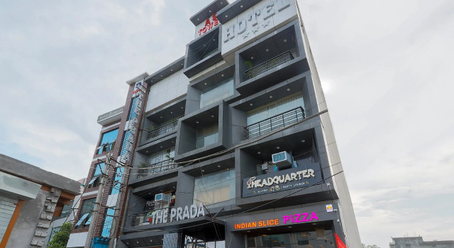 Hotel The Prada, Забронировать Отель Рохтак штат Харьяна