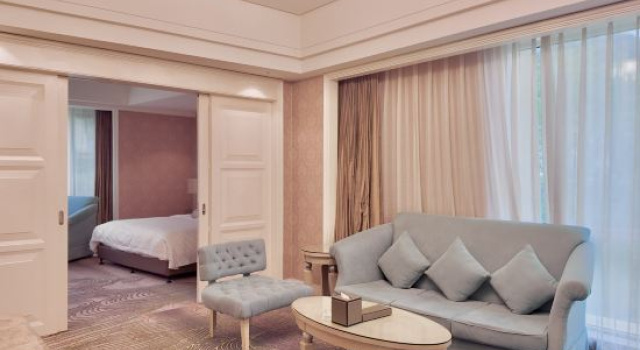 Люкс с видом на горы Ramada Plaza By Wyndham Taian