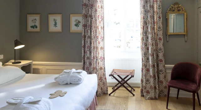 Le Vieux Logis, Book Hotel Tremolat Red Perigord