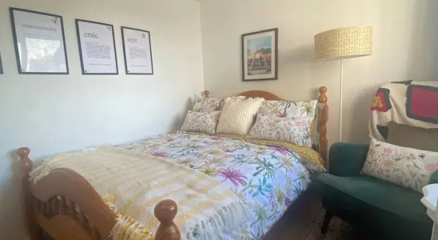 R and B Warm and Cosy Cabin
