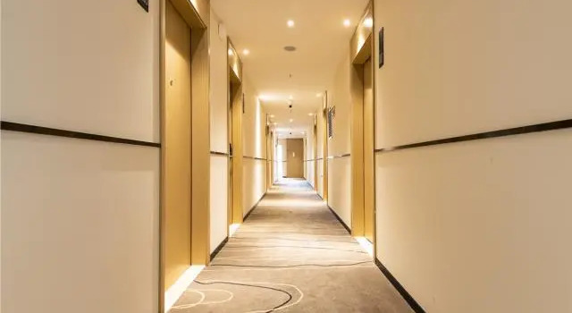 City Comfort Inn Longquanyi Wanda Plaza, Boek Hotel Hotels in Chengdu met parkeren, Parkeren