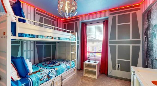 Luxury Home With Themed Bedrooms,arcade Games and Private Pool, Varaa Lomakoti Huvilat kohteessa Florida, Villa