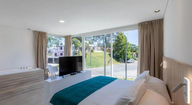 Двухместный номер Deluxe Live Hotel Boutique