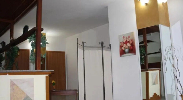 b&b Borgo Pileri, Book Bed and Breakfast Hoteller i Mazzarino med parkering, Parkering