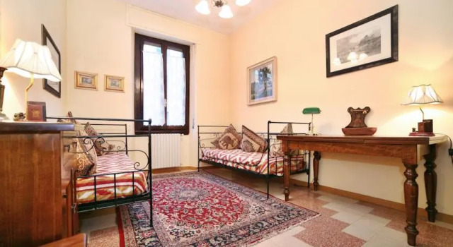 Flo-Rent Ponte Vecchio, Забронировать Отель Флоренция Тоскана, рядом с Дом Буонаротти