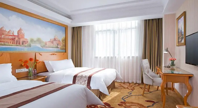 Двухместный номер Deluxe Vienna Hotel Shenzhen Kengzi Yingzhan Garden