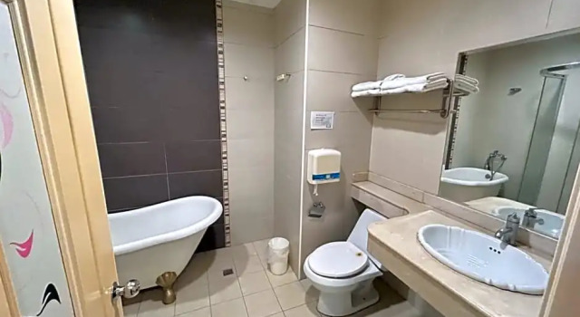 Семейный номер Standard Camelot Inn