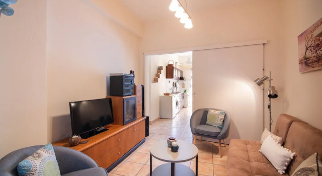 Jo's Guesthouse, Benitses, Забронировать Апартаменты/квартира Беницес 