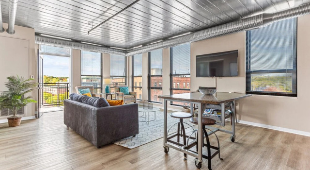 Апартаменты Ann Arbor City Club Apartments