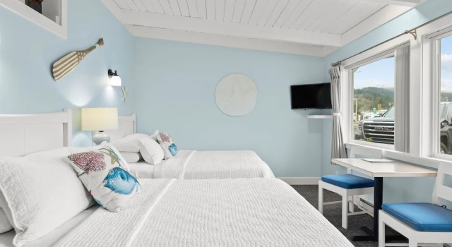 Четырёхместный номер Standard Harborview Inn & RV Park