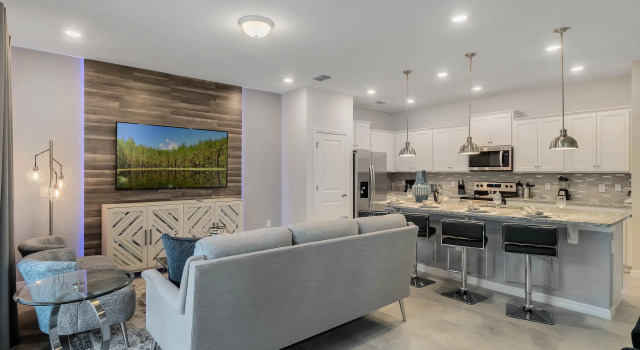 5 Bedroom/4.5 Bathroom Windsor Island (1330 LT), Davenport, US, Забронировать Отель Отели Давенпорт с парковкой, Парковка