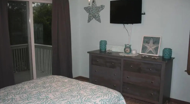 OBX Family Home with Pool - pet friendly - close to beach