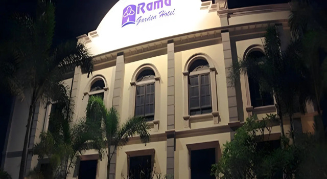Rama Garden Hotel, Rezervați Hotel Hoteluri în Sulawesi cu parcare, Parcare