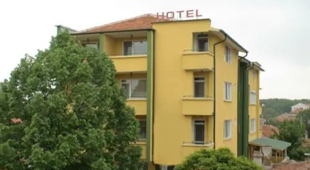 Hotel Triumph, Rezerwuj Hotel Hotele SPA w Sliven, SPA