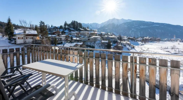 Casa Darschalè 11, Book Hotel Laax 