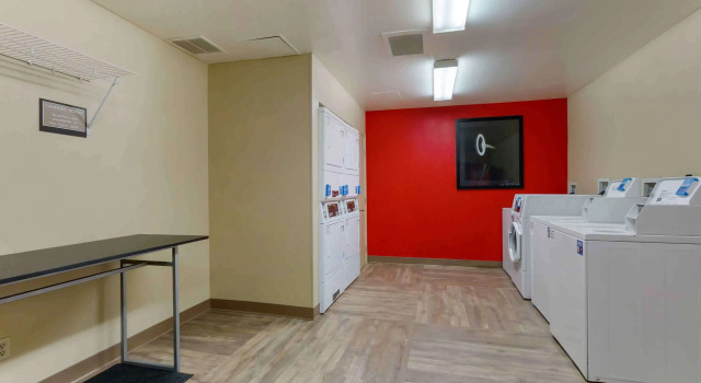 Extended Stay America Select Suites Phoenix Scottsdale North
