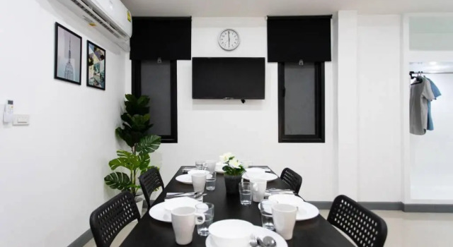 Студия P3 Silom Large 2beds full kitchen WIFI 4-6pax