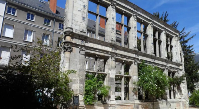 Gite De La Tour De Guise 1, Забронировать Отель Отели Тура 3 звезды, рядом с Hotel Goüin Museum, 3*