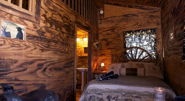 Cabin Smith and Ketchum Large Grand Canyon Western Ranch