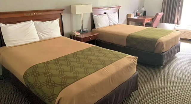 Люкс Standard Royal Inn Rockville IN by Hotel O