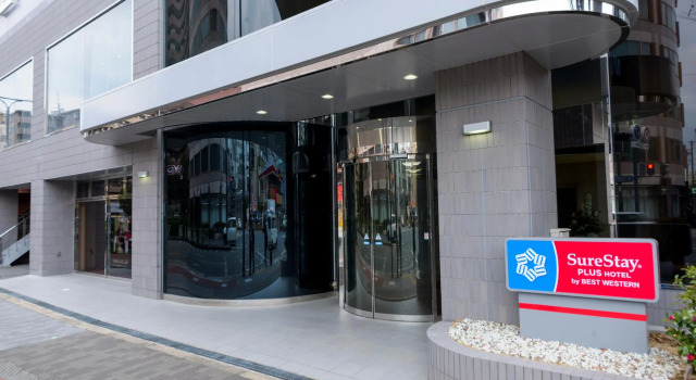 SureStay Plus Hotel by Best Western Shin-Osaka, Забронировать Отель Отели Осаки с парковкой, рядом с Zenkyuji Temple, Парковка