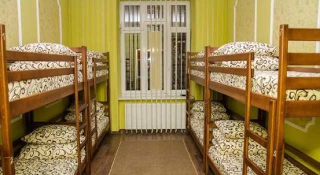 Кровать в общем номере Lviv City Hostel