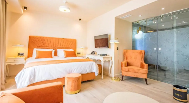 Полулюкс Santa Lucia Boutique Hotel
