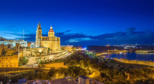 Merill Pool and Sea Penthouse Apart 6, Buchen Sie Hotel Hotels & Unterkünfte in Mellieħa, Hotel