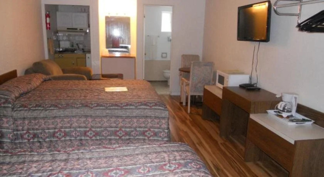 Lazy Bear Lodge, Reserva ahora Hotel Cranbrook Kimberley Alpine