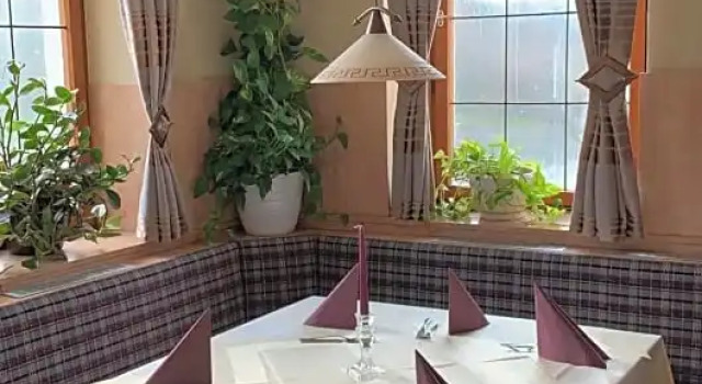 Hotel Pizzeria Da Beni, Réserver Hôtel Neuenstadt am Kocher 