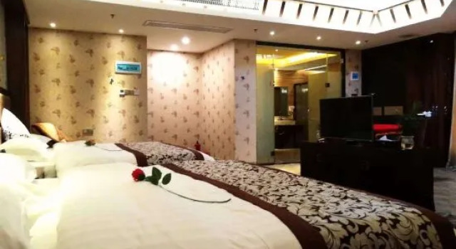 Люкс Jinbaili Hotel (Guangzhou North Railway Station)