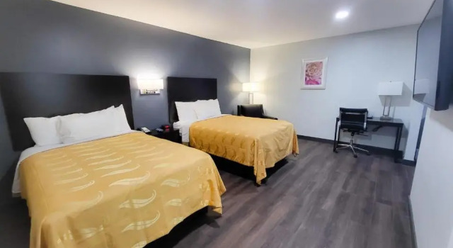 Четырёхместный люкс Motel 6 Norfolk, VA East Little Creek