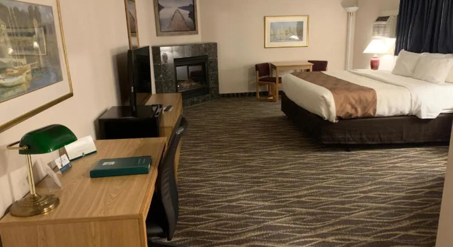 Полулюкс Deluxe Americas Best Value Inn Sandpoint
