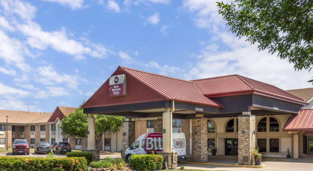 Best Western Plus Ramkota Hotel, 予約 ホテル スーフォールズ サウスダコタ州